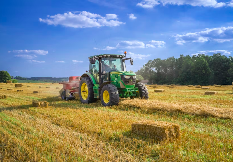 Career options for commerce students in India, for example in agriculture and food. Post by Steering, and photo credits by Unsplash.